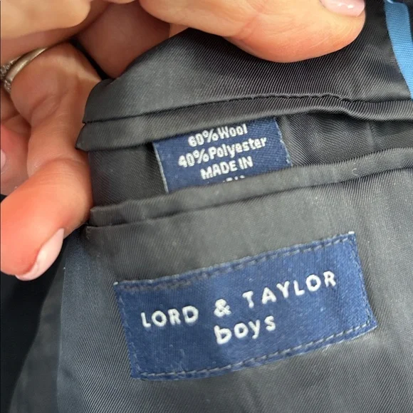 Lord & Taylor boys Navy Blazer with Gold Buttons size 14 - Picture 6 of 6